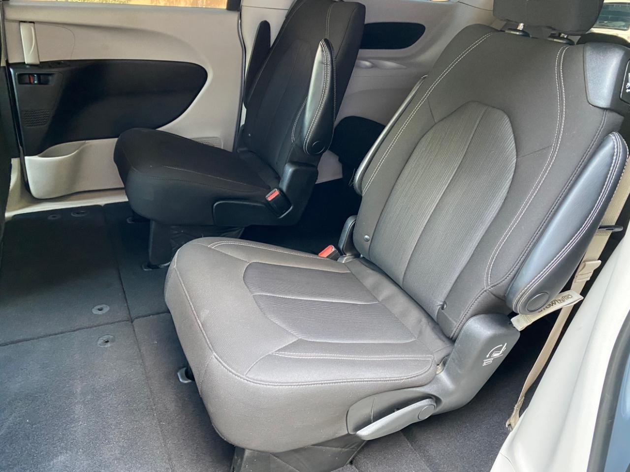 Chrysler Voyager LX 2022