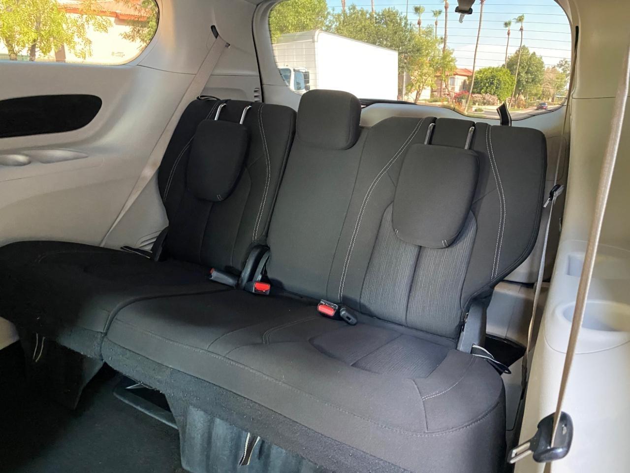 Chrysler Voyager LX 2022