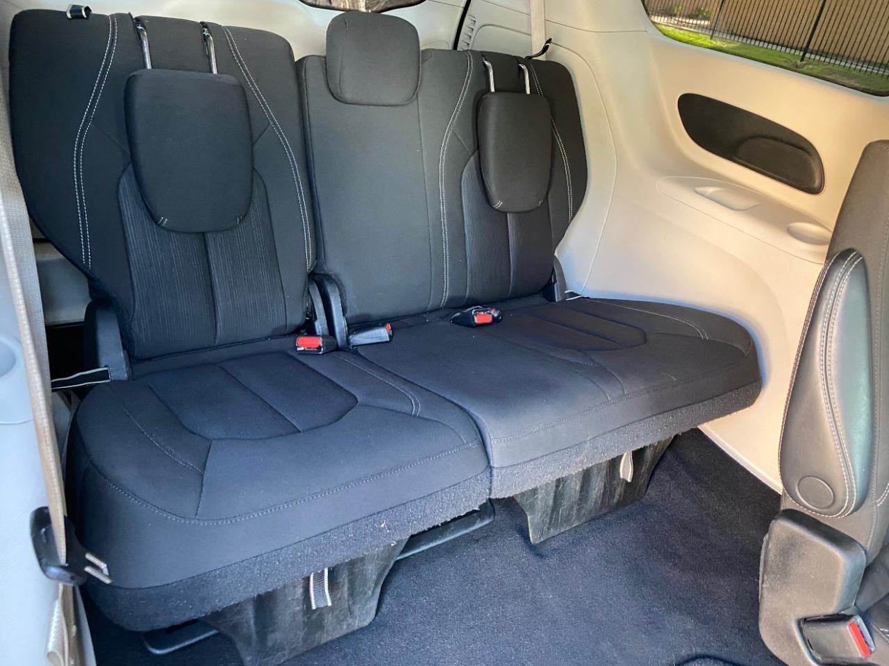 Chrysler Voyager LX 2022