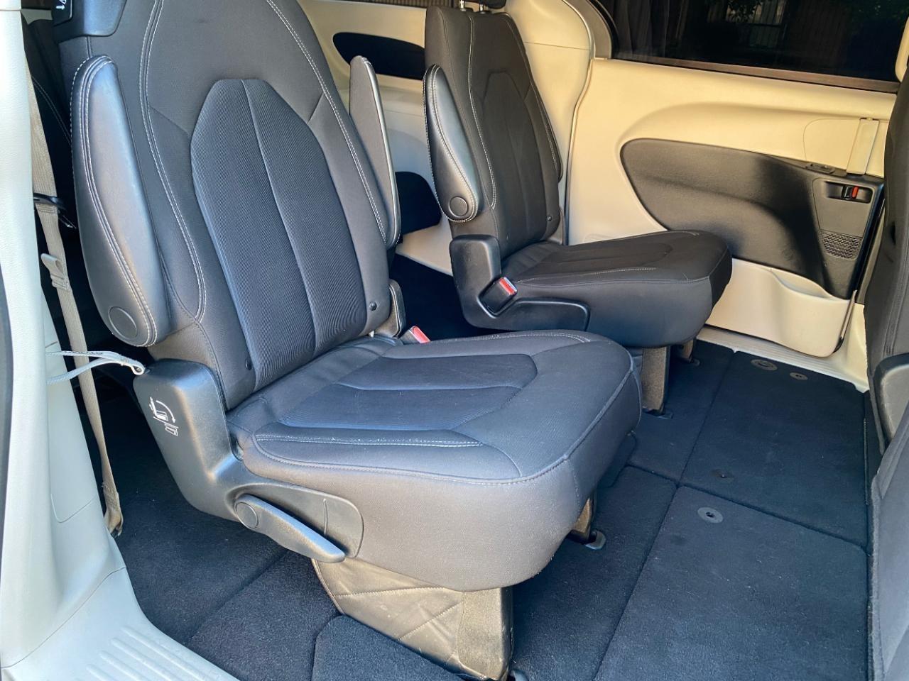 Chrysler Voyager LX 2022