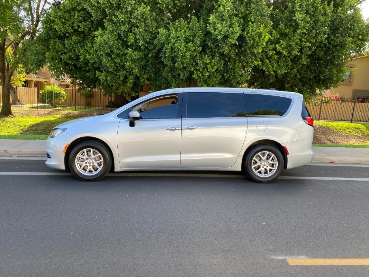Chrysler Voyager LX 2022