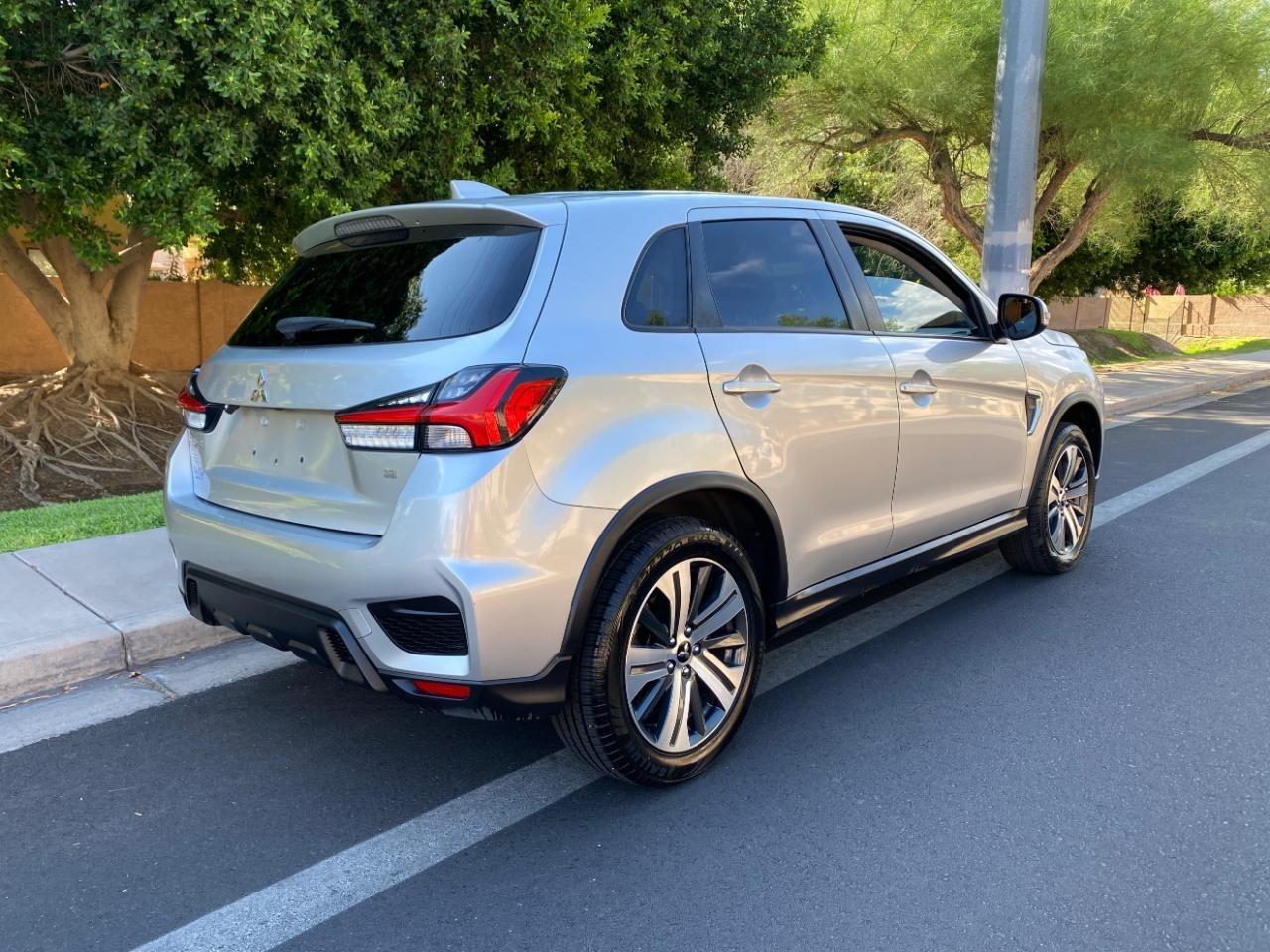 Mitsubishi Outlander Sport 2.0 ES AWD 2021
