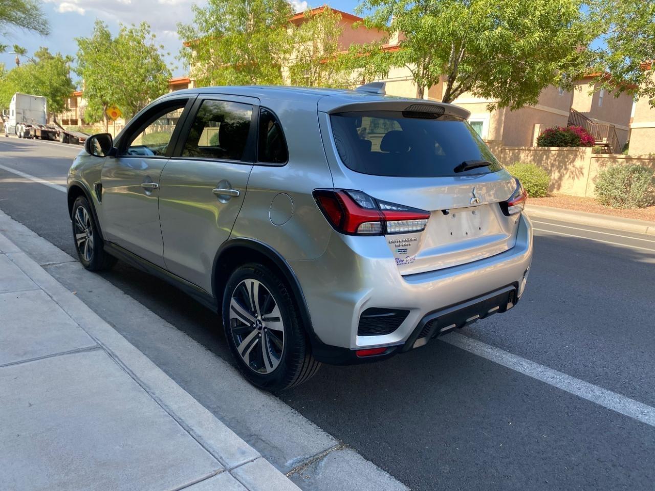 Mitsubishi Outlander Sport 2.0 ES AWD 2021