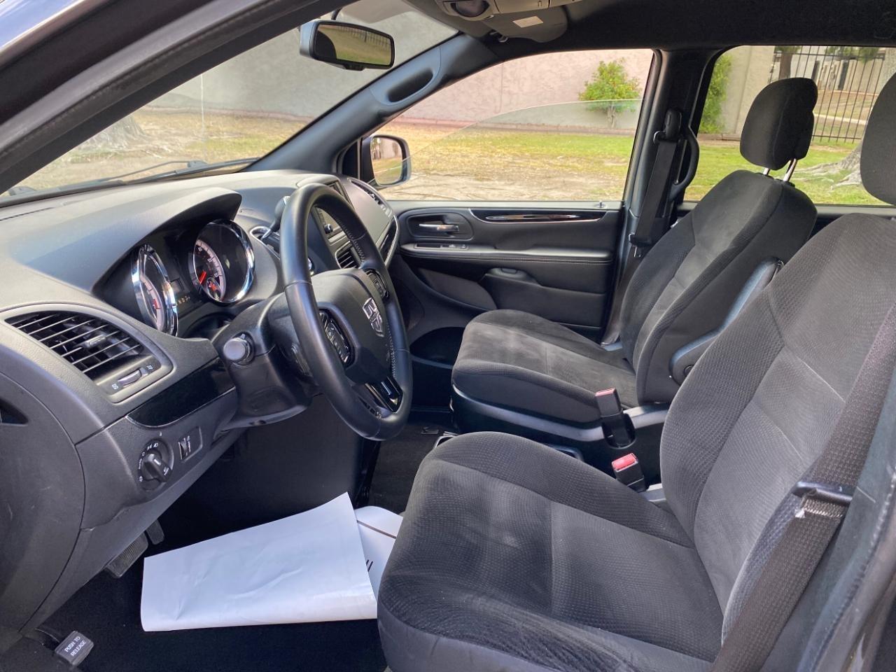 Dodge Grand Caravan SE 2018