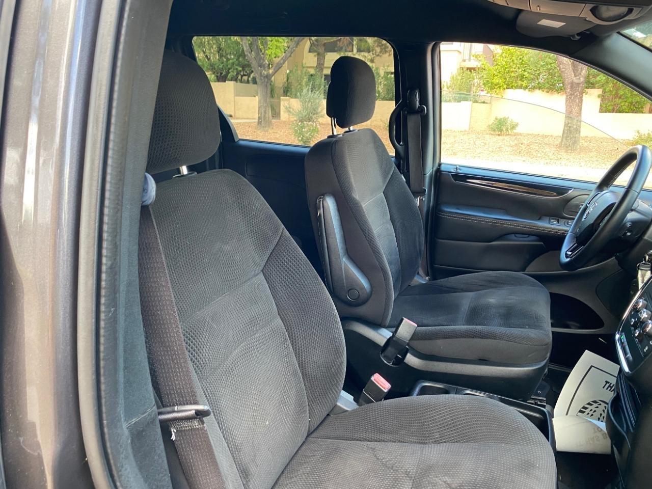 Dodge Grand Caravan SE 2018