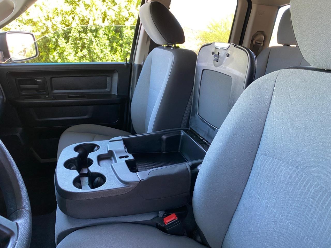 RAM 1500 Classic Tradesman Quad Cab 2WD 2021