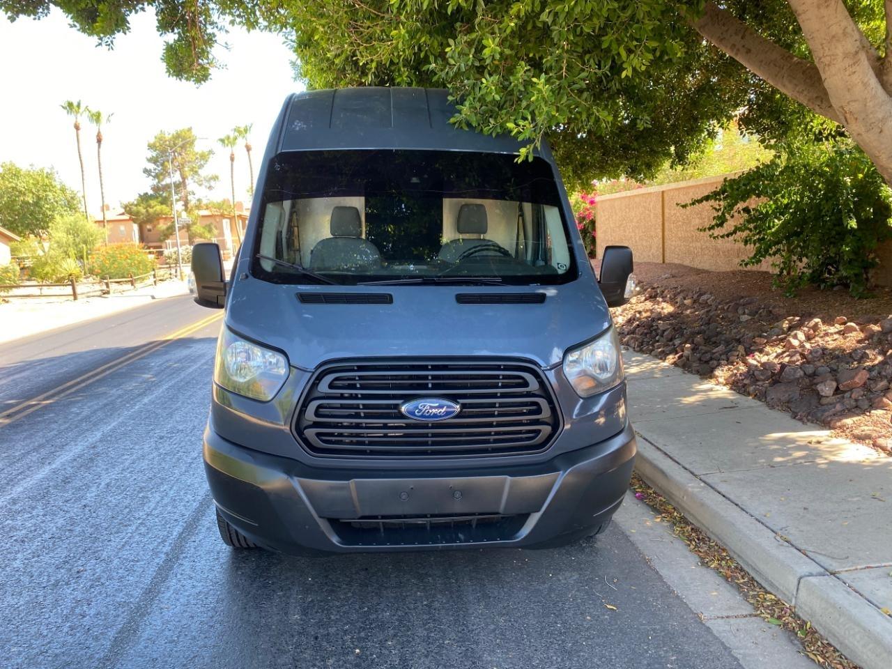 Ford Transit 250 Van High Roof w/Sliding Pass. 148-in. WB EL 2019
