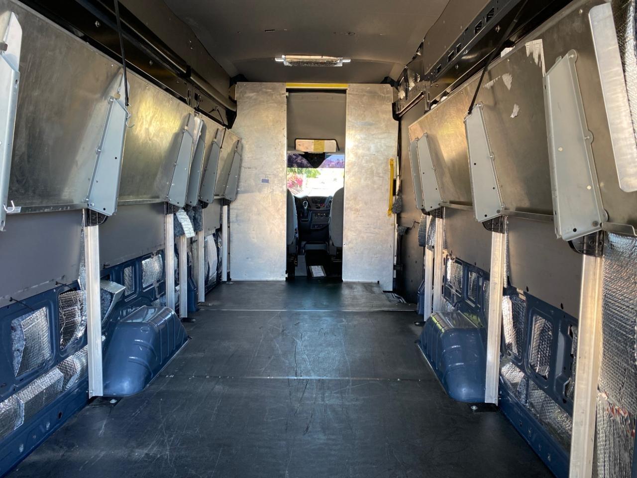 Ford Transit 250 Van High Roof w/Sliding Pass. 148-in. WB EL 2019