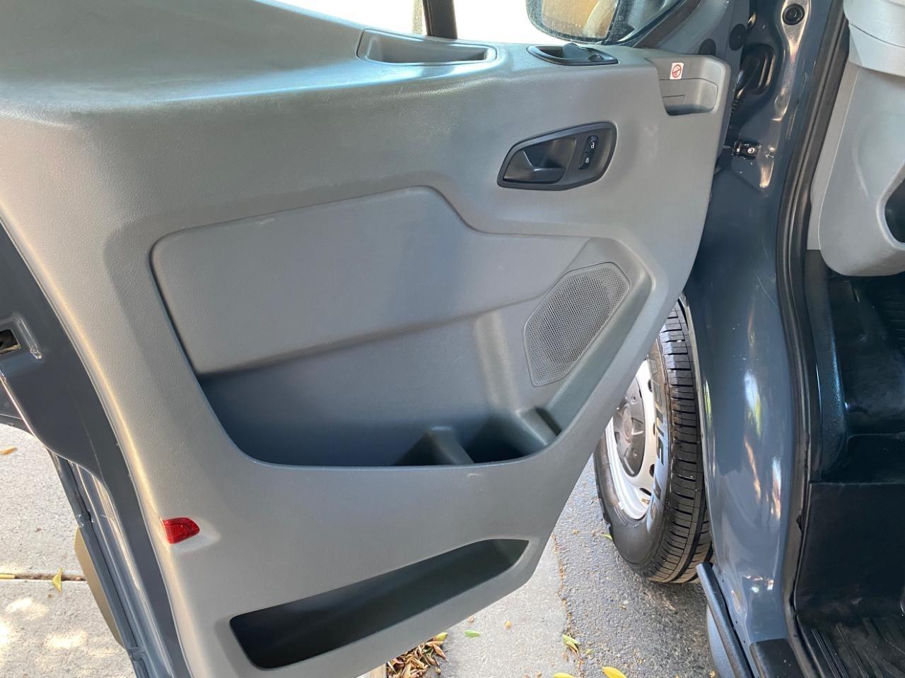 Ford Transit 250 Van High Roof w/Sliding Pass. 148-in. WB EL 2019