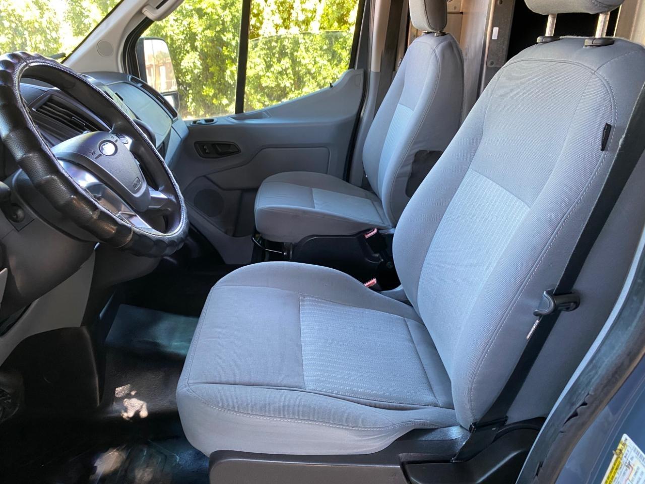 Ford Transit 250 Van High Roof w/Sliding Pass. 148-in. WB EL 2019