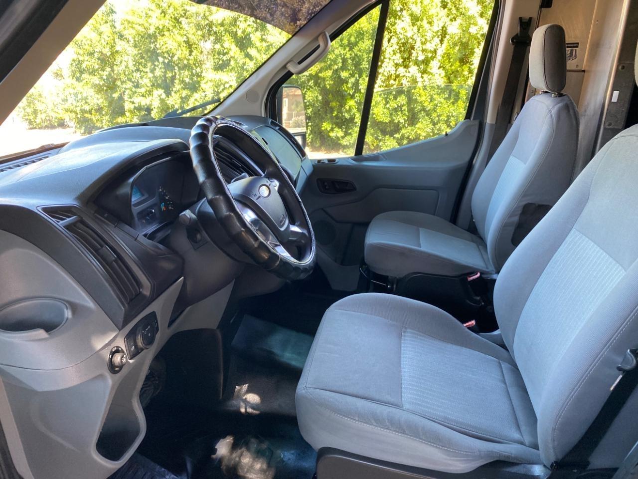 Ford Transit 250 Van High Roof w/Sliding Pass. 148-in. WB EL 2019