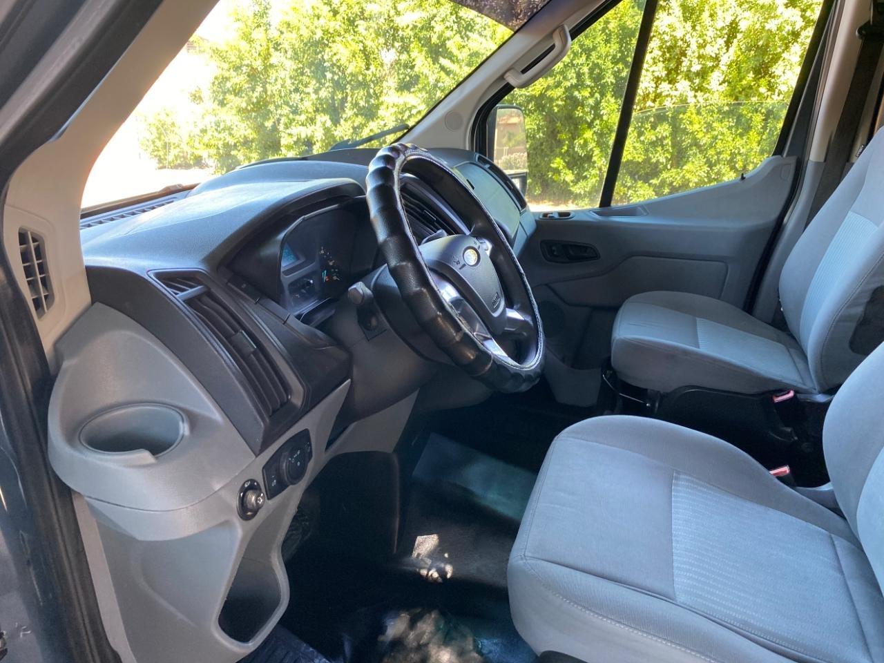 Ford Transit 250 Van High Roof w/Sliding Pass. 148-in. WB EL 2019