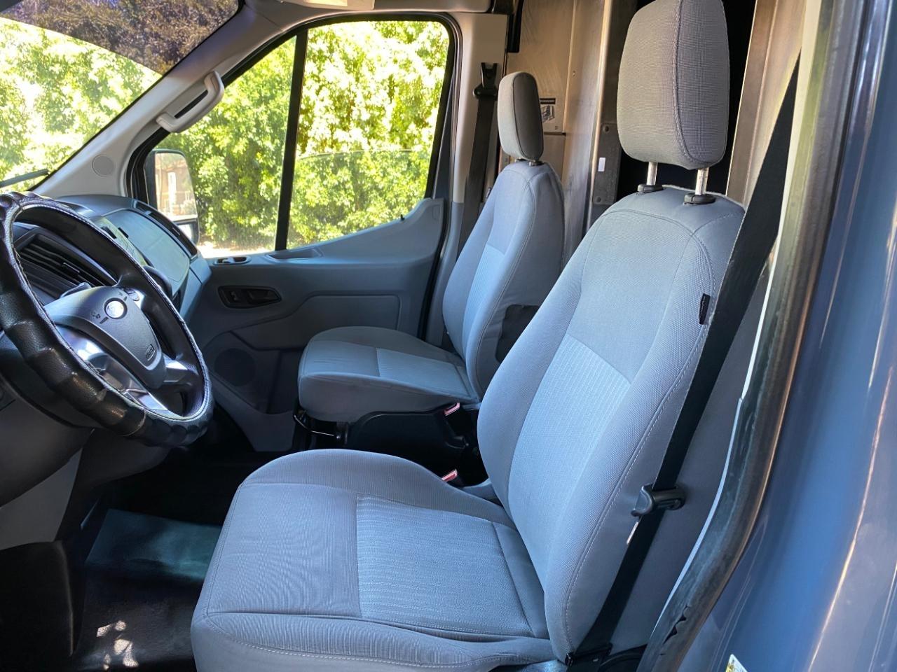 Ford Transit 250 Van High Roof w/Sliding Pass. 148-in. WB EL 2019