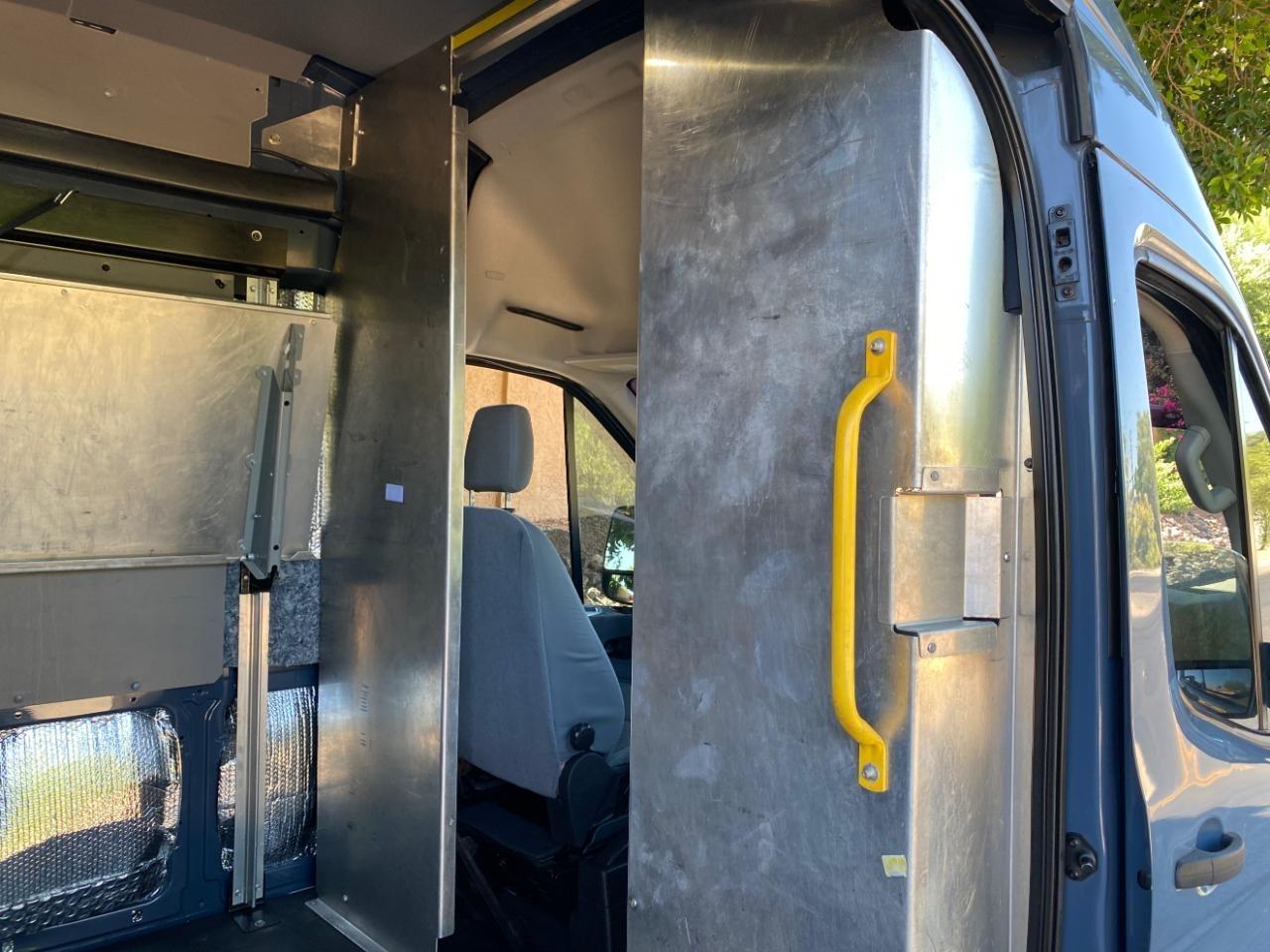 Ford Transit 250 Van High Roof w/Sliding Pass. 148-in. WB EL 2019