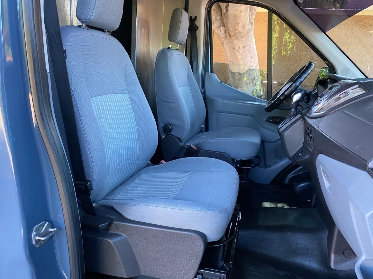 Ford Transit 250 Van High Roof w/Sliding Pass. 148-in. WB EL 2019