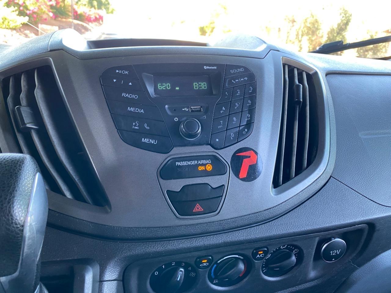 Ford Transit 250 Van High Roof w/Sliding Pass. 148-in. WB EL 2019