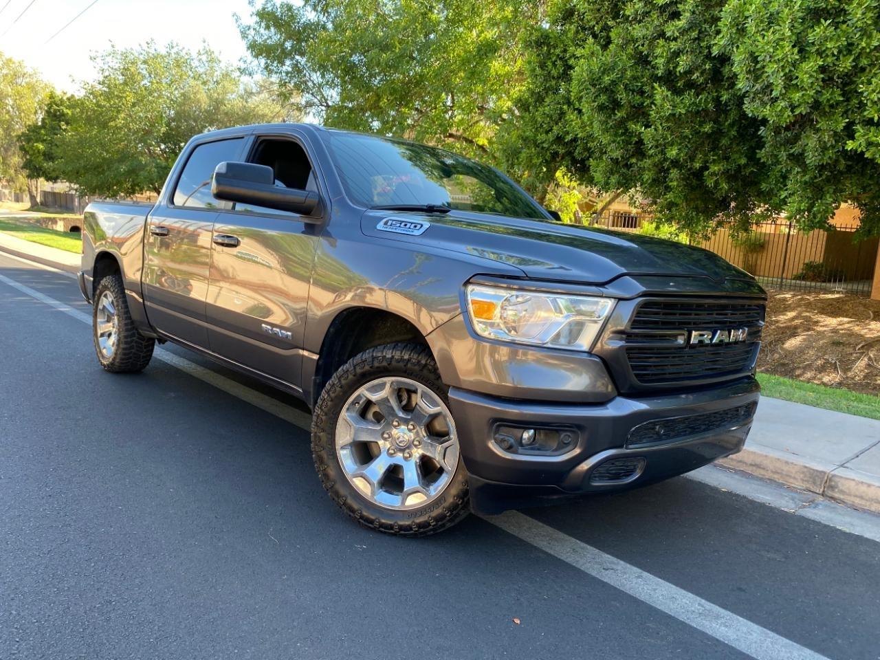 RAM 1500 Big Horn Crew Cab SWB 4WD 2021