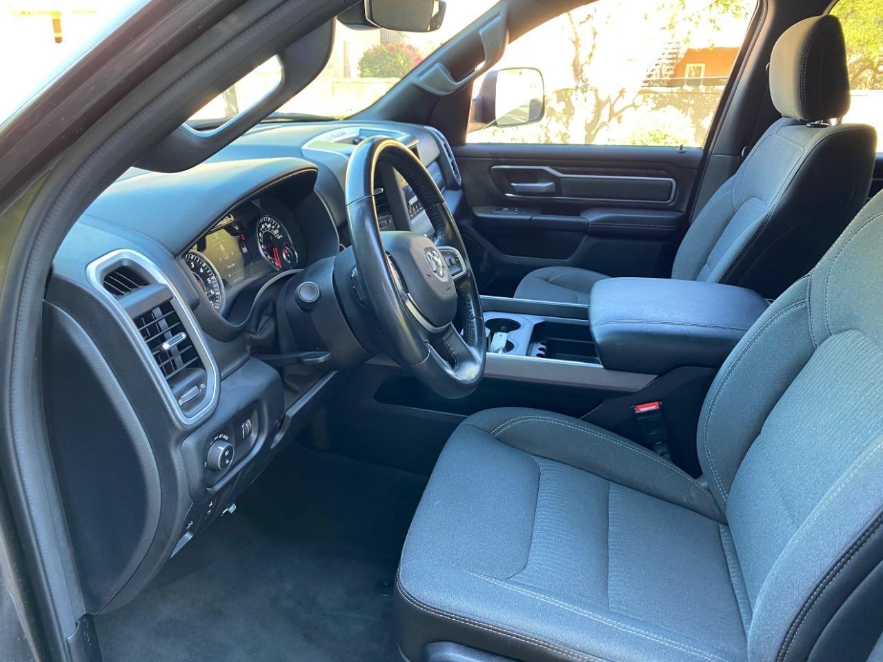 RAM 1500 Big Horn Crew Cab SWB 4WD 2021