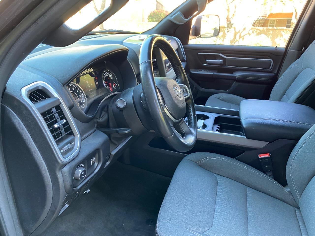 RAM 1500 Big Horn Crew Cab SWB 4WD 2021
