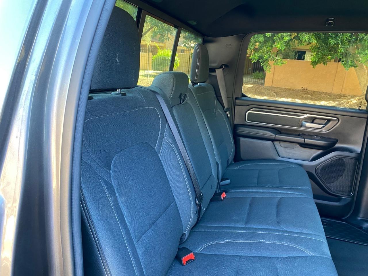 RAM 1500 Big Horn Crew Cab SWB 4WD 2021