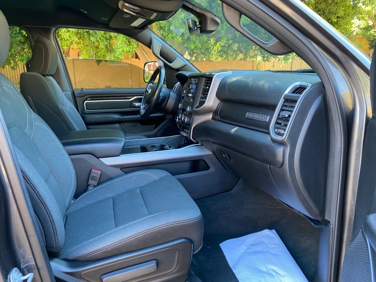 RAM 1500 Big Horn Crew Cab SWB 4WD 2021