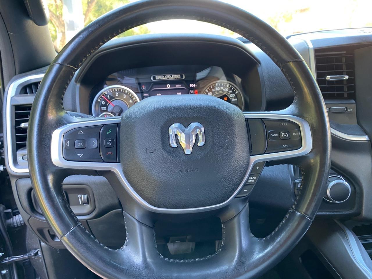 RAM 1500 Big Horn Crew Cab SWB 4WD 2021