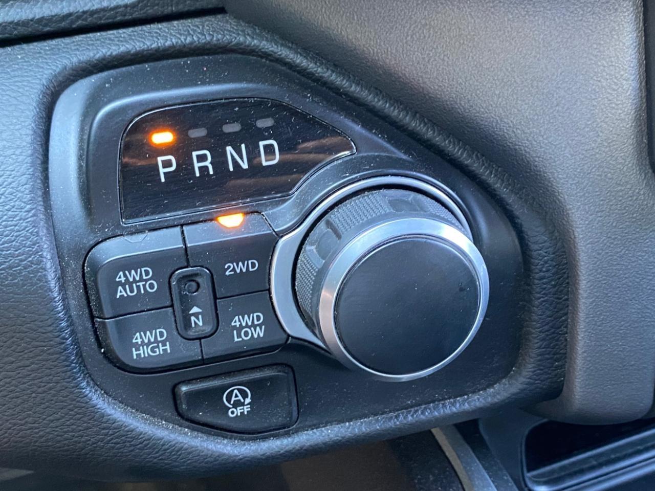 RAM 1500 Big Horn Crew Cab SWB 4WD 2021