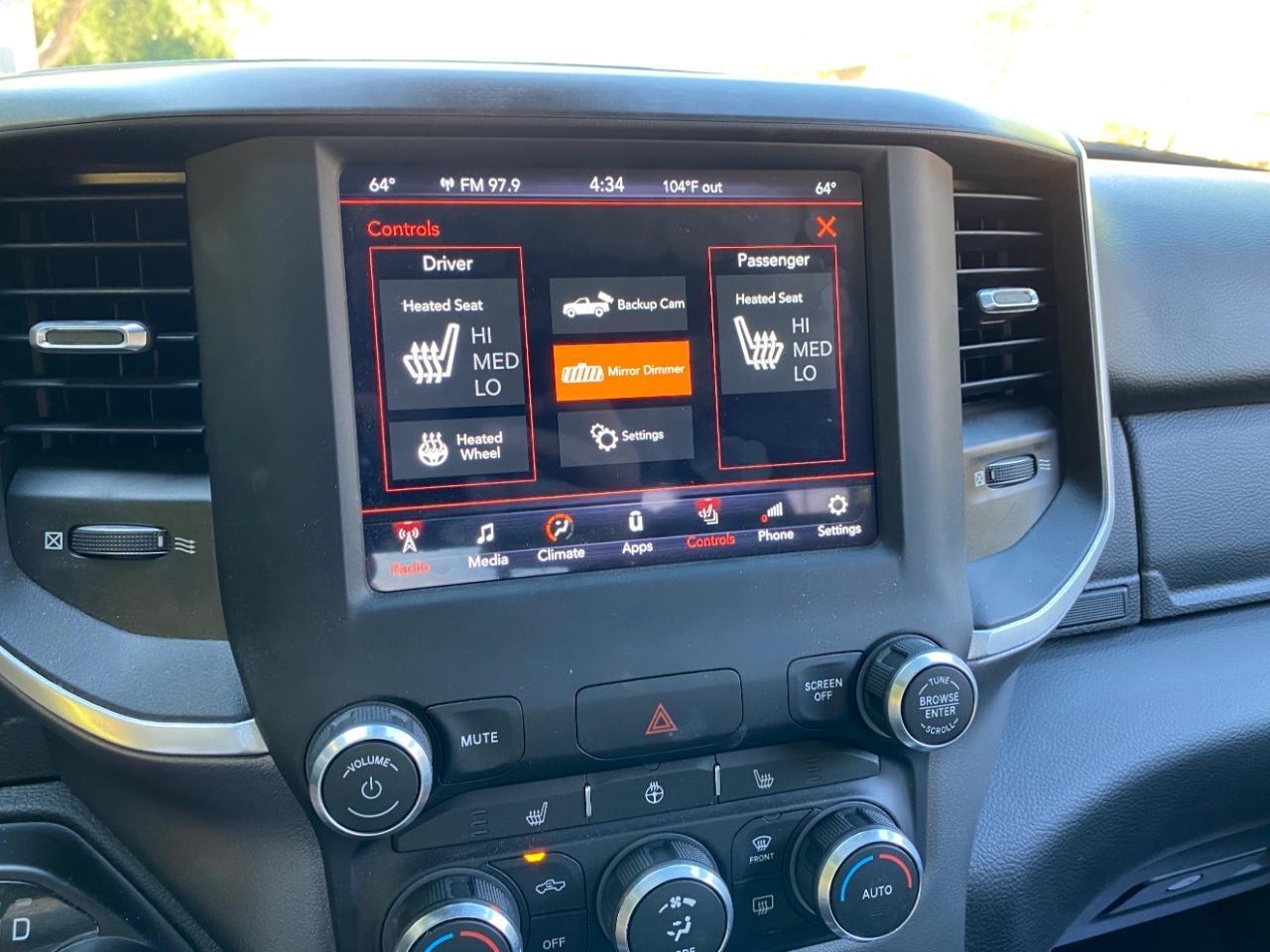 RAM 1500 Big Horn Crew Cab SWB 4WD 2021