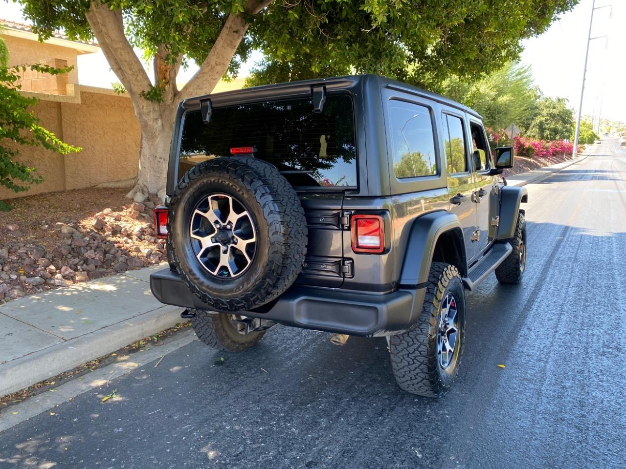 Jeep Wrangler Unlimited Sport 2018