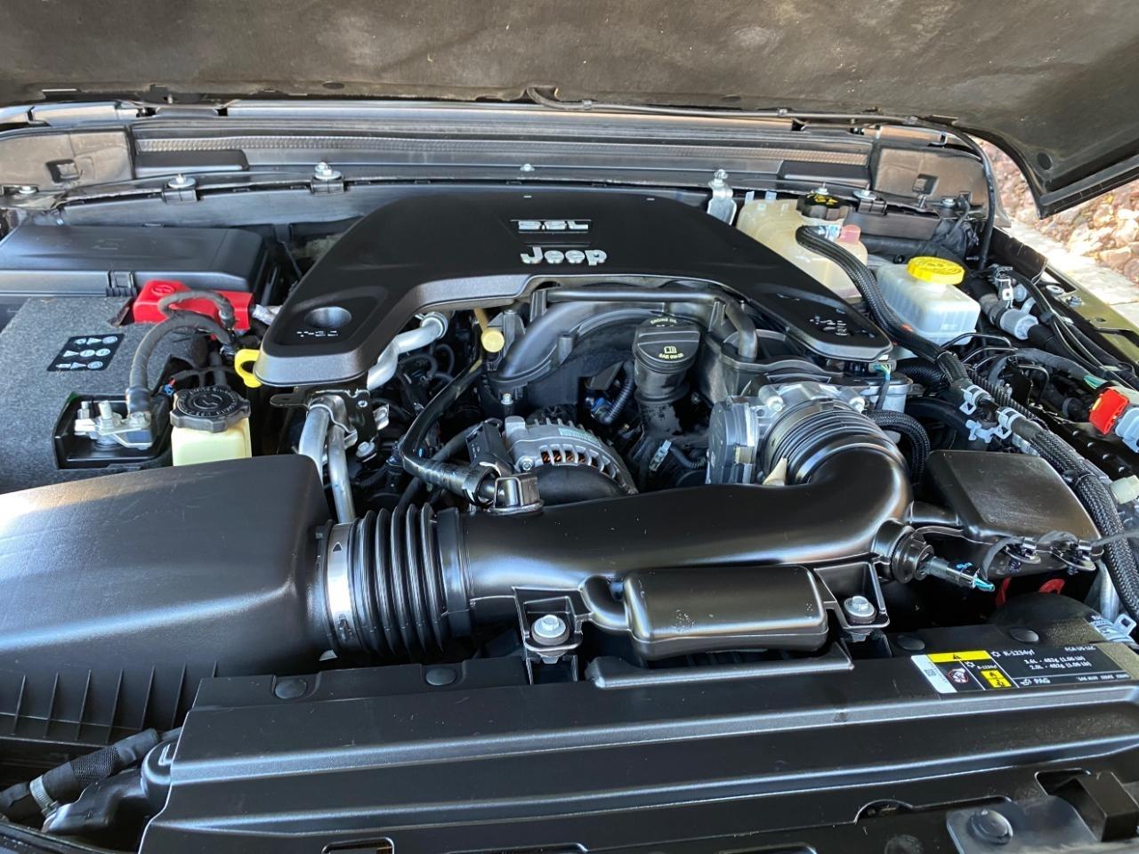 Jeep Wrangler Unlimited Sport 2018