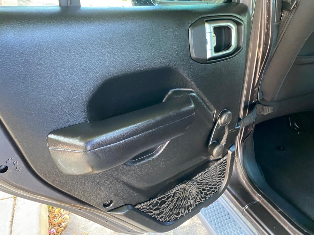 Jeep Wrangler Unlimited Sport 2018