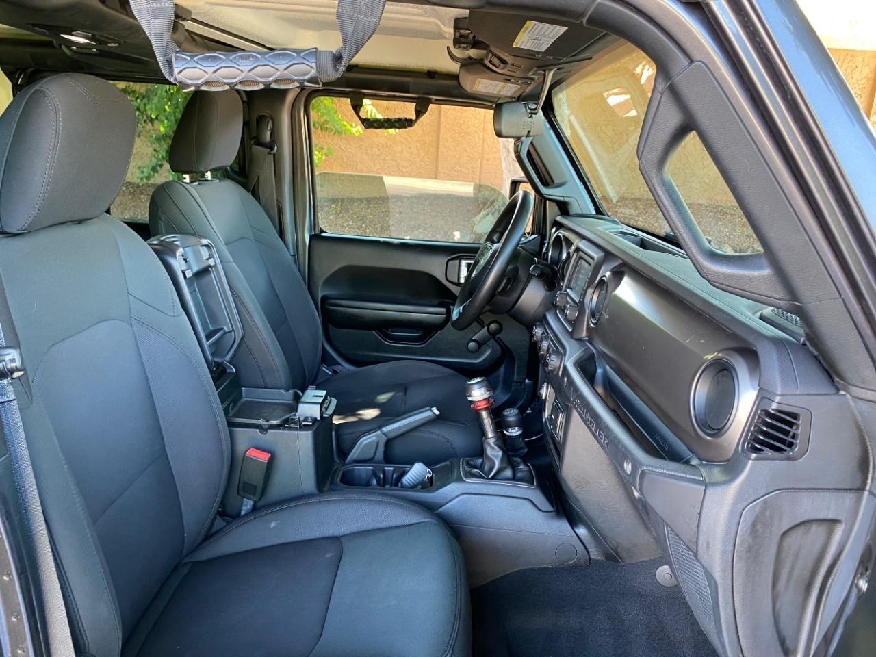 Jeep Wrangler Unlimited Sport 2018