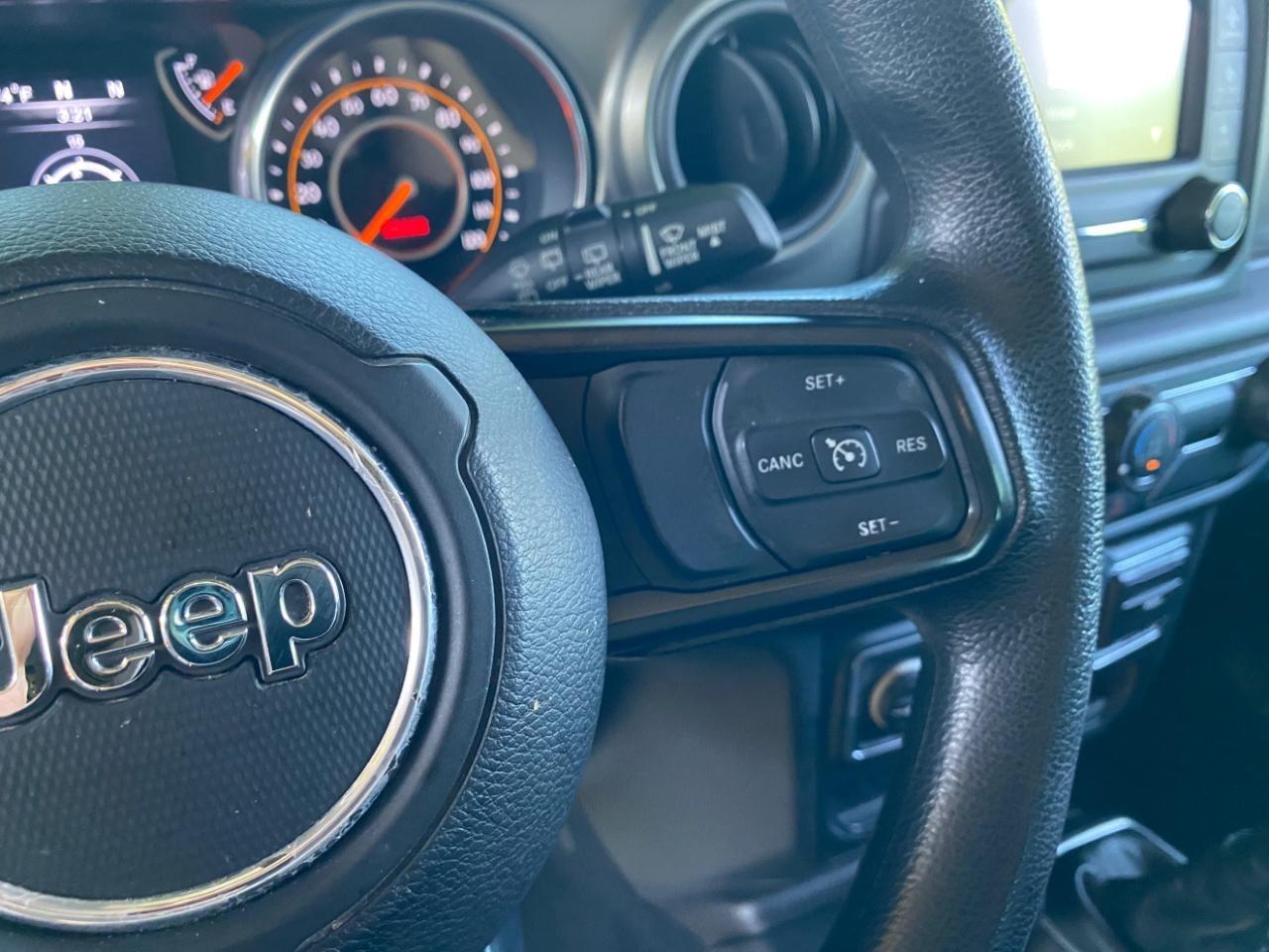 Jeep Wrangler Unlimited Sport 2018