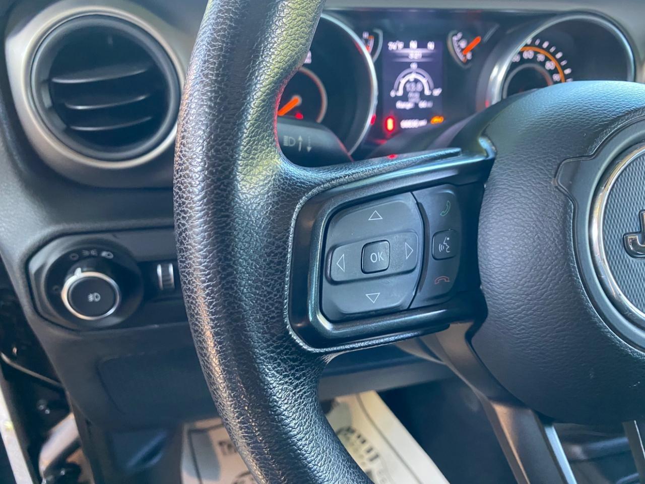 Jeep Wrangler Unlimited Sport 2018