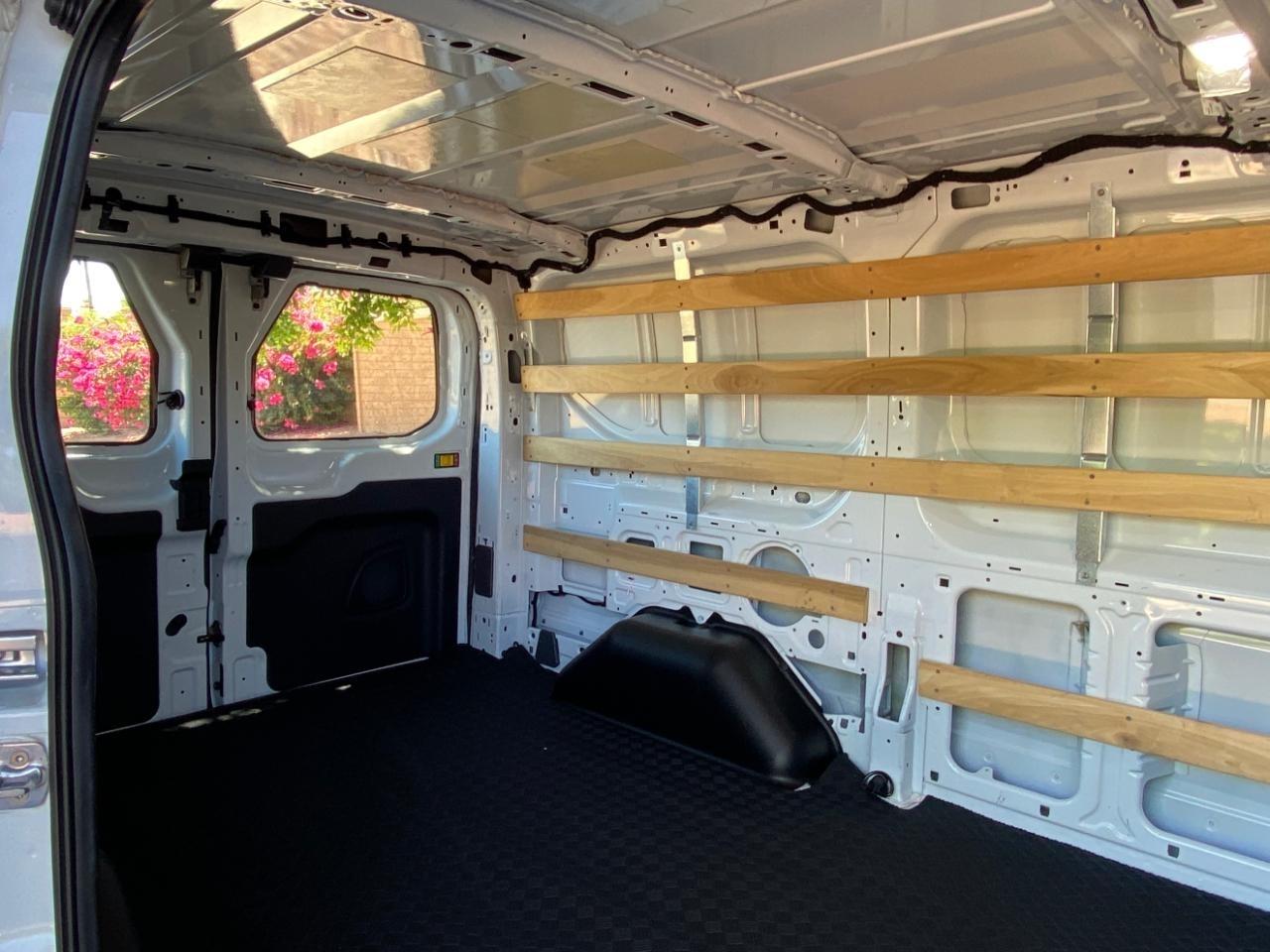 Ford Transit 250 Van 2025