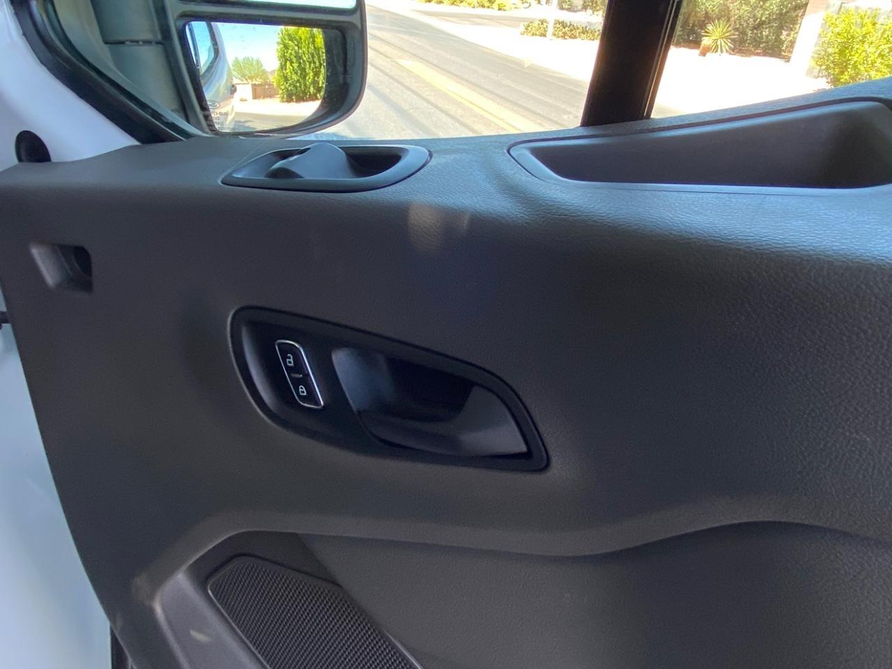 Ford Transit 250 Van 2025
