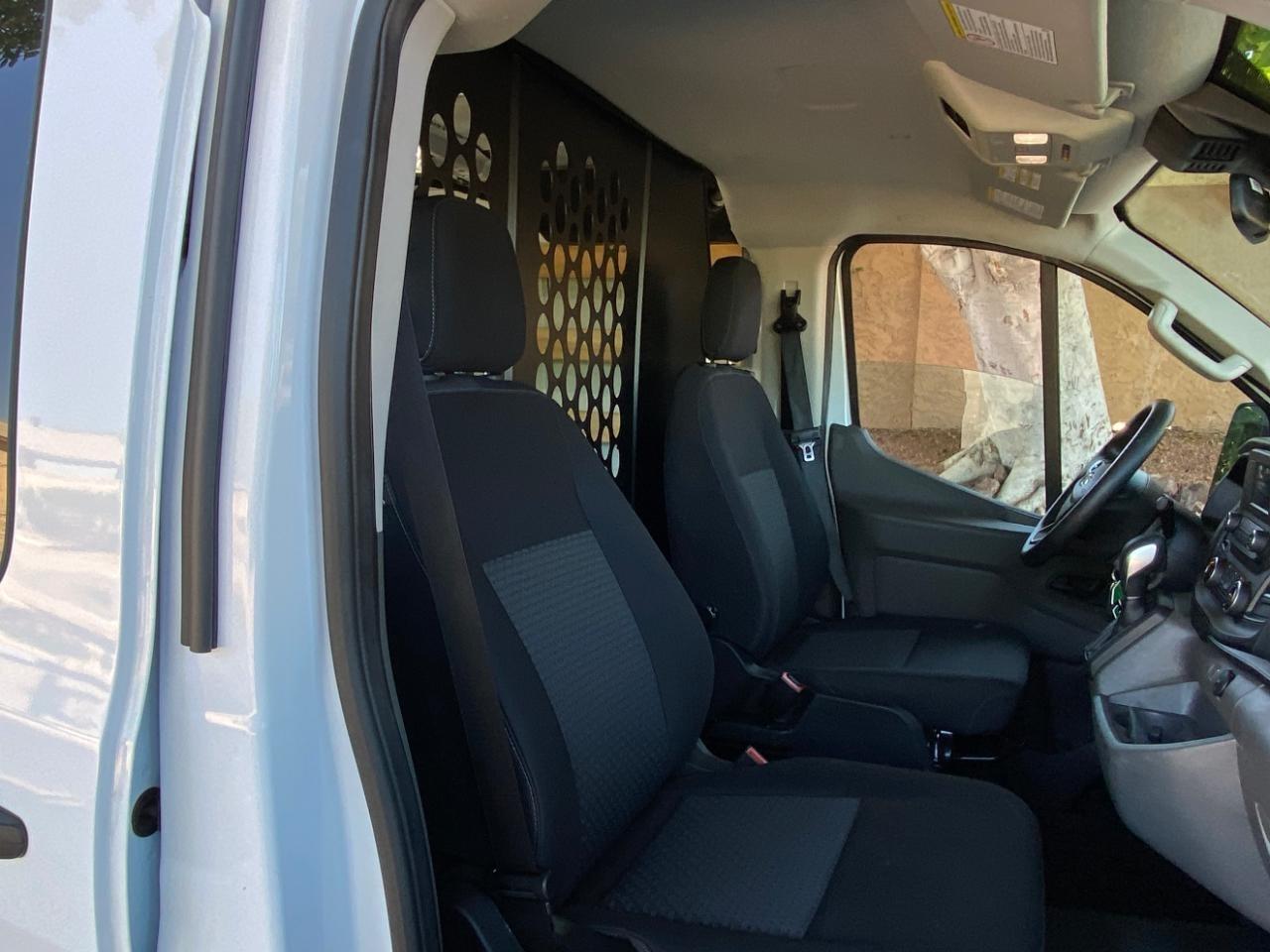 Ford Transit 250 Van 2025
