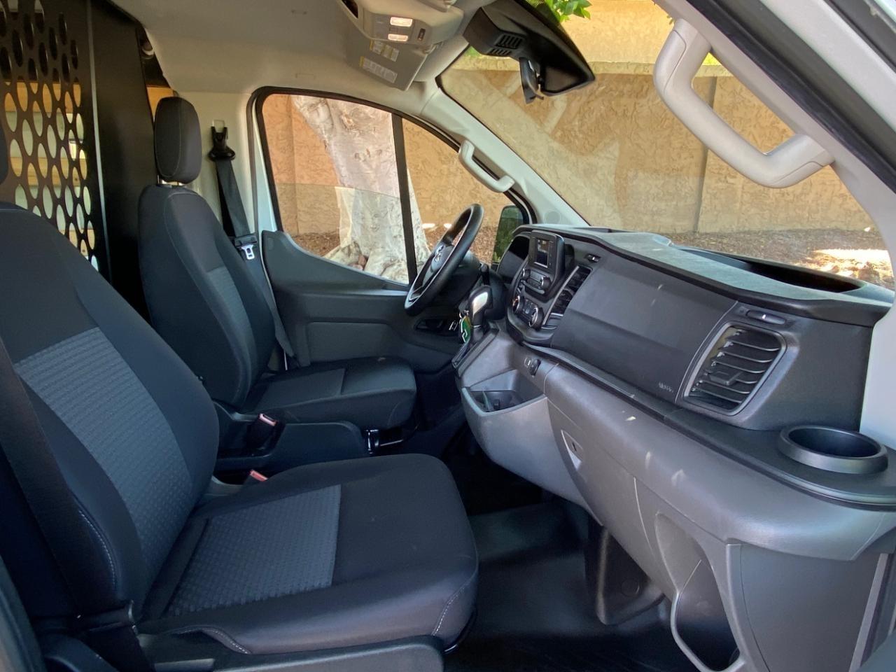 Ford Transit 250 Van 2025
