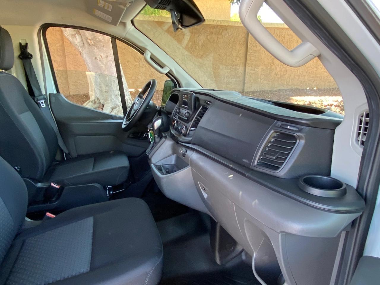 Ford Transit 250 Van 2025
