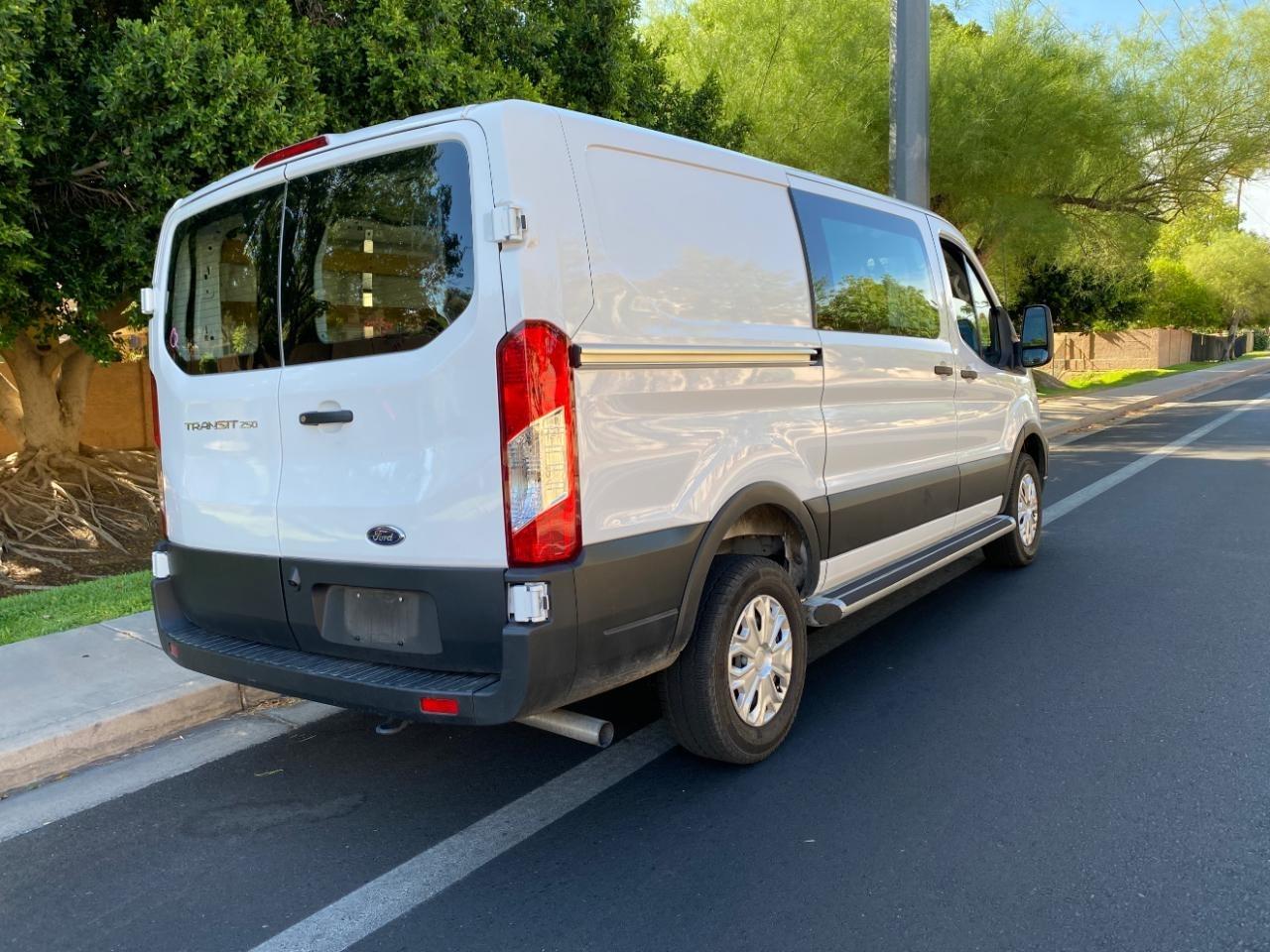 Ford Transit 250 Van 2025