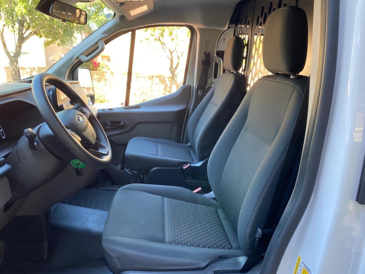 Ford Transit 250 Van 2025