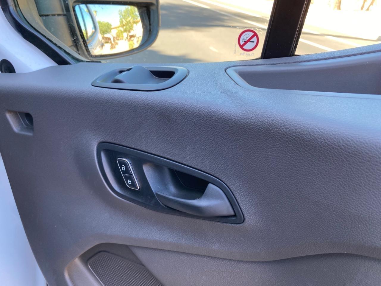 Ford Transit 250 Van 2025