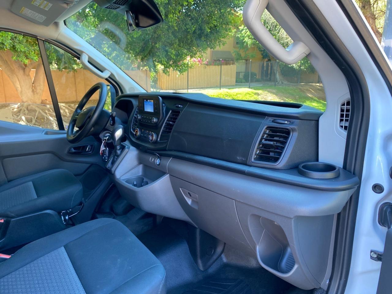Ford Transit 250 Van 2025