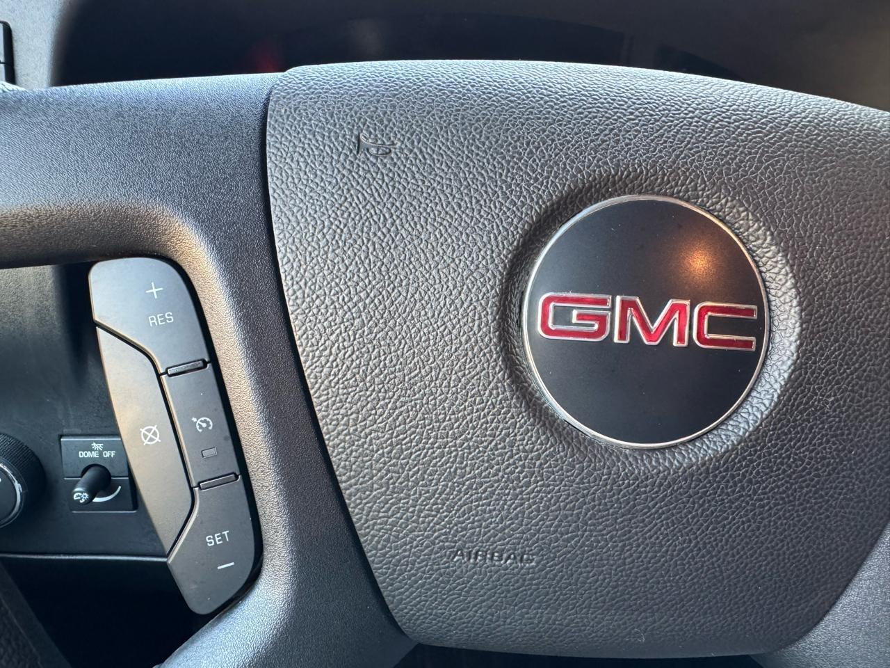 GMC Savana G2500 Cargo 2025