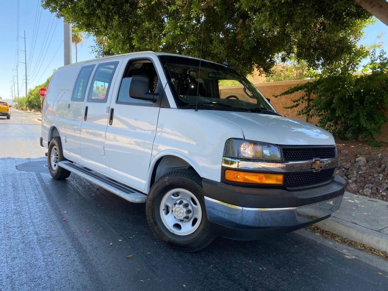 2025 Chevrolet Express 2500 Cargo