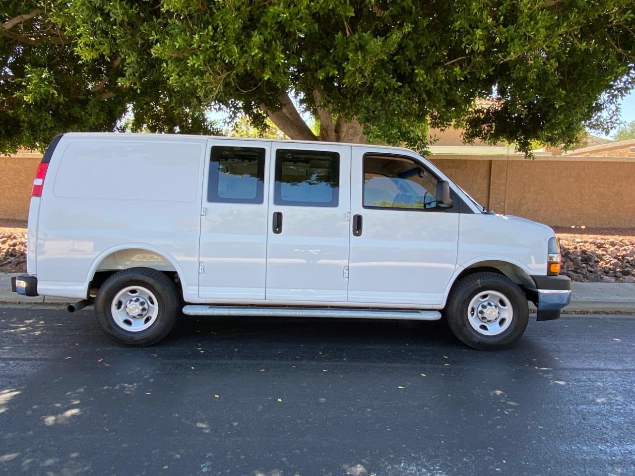 Chevrolet Express 2500 Cargo 2025