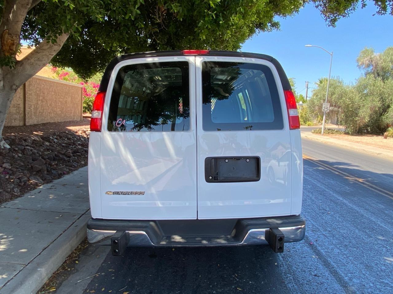 Chevrolet Express 2500 Cargo 2025