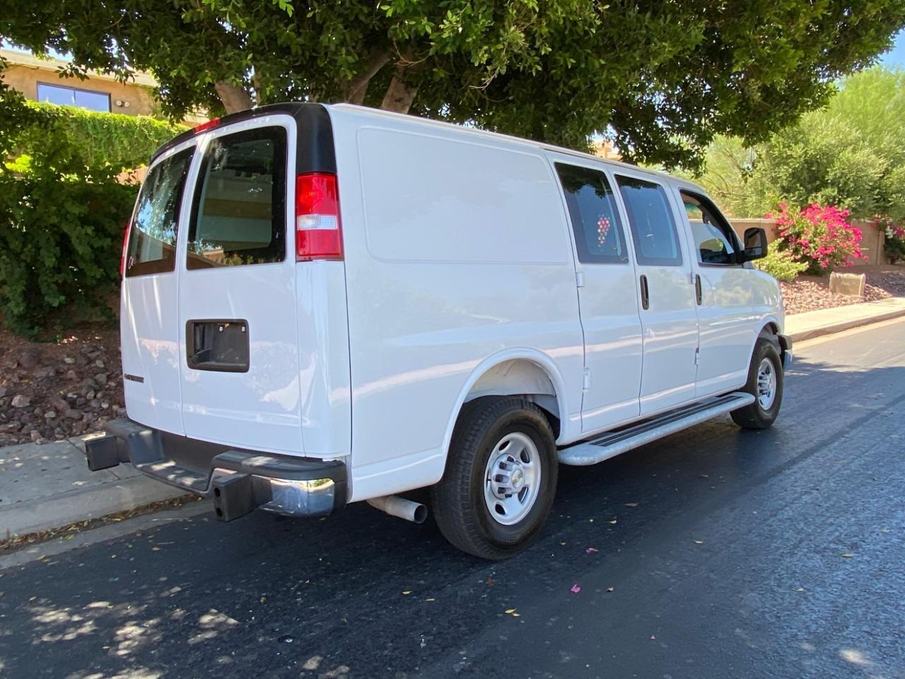 Chevrolet Express 2500 Cargo 2025