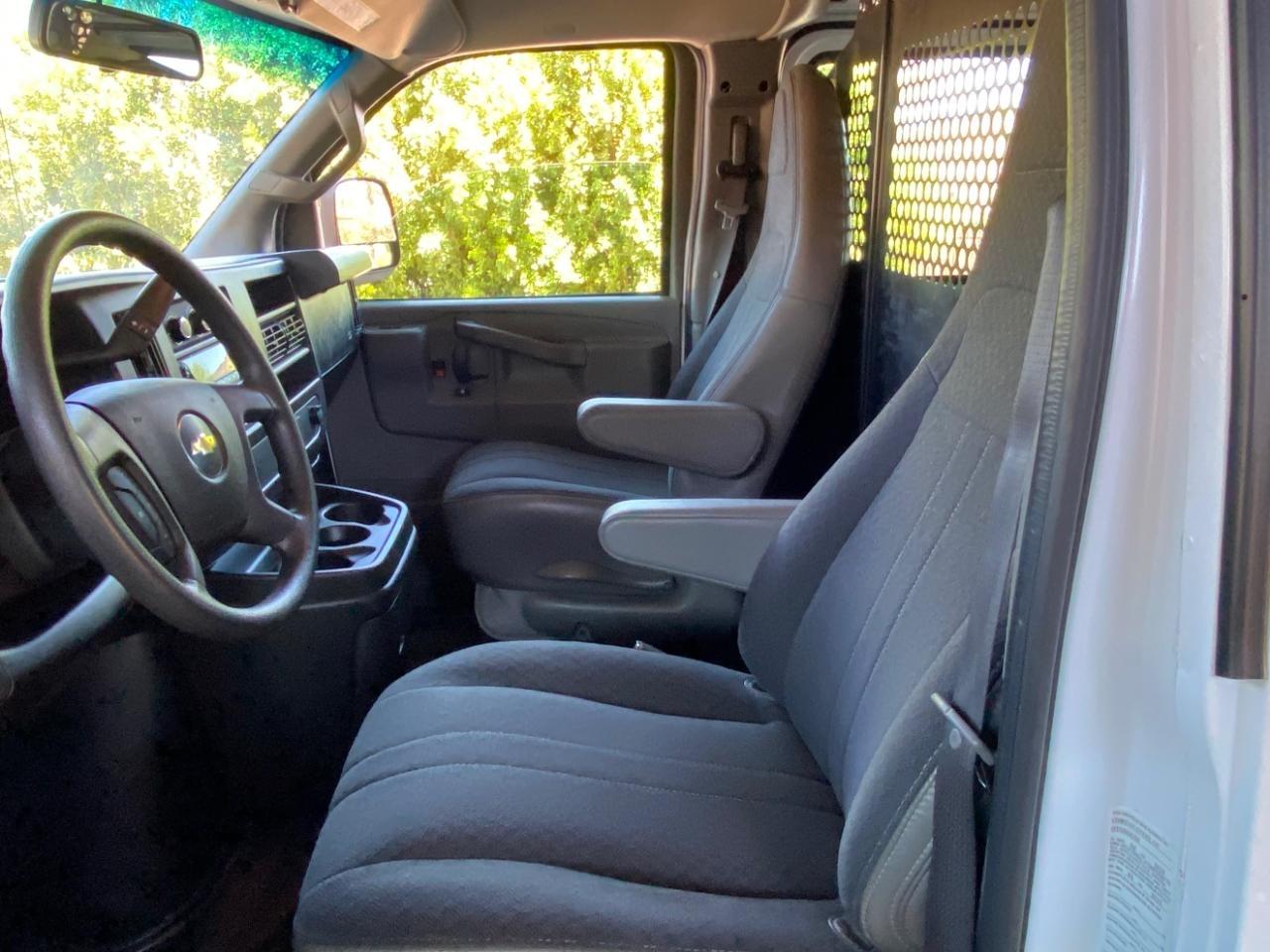 Chevrolet Express 2500 Cargo 2025
