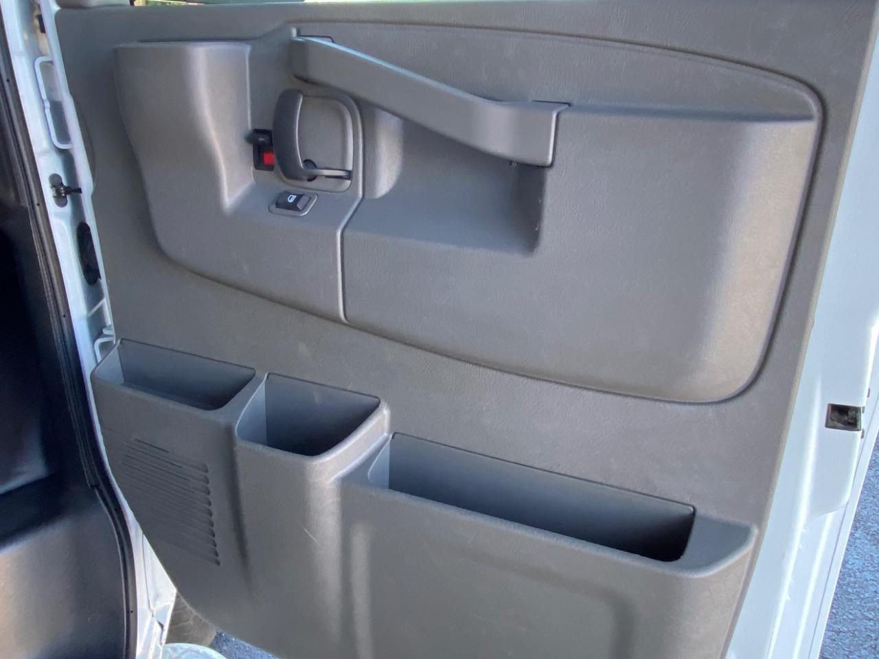 Chevrolet Express 2500 Cargo 2025